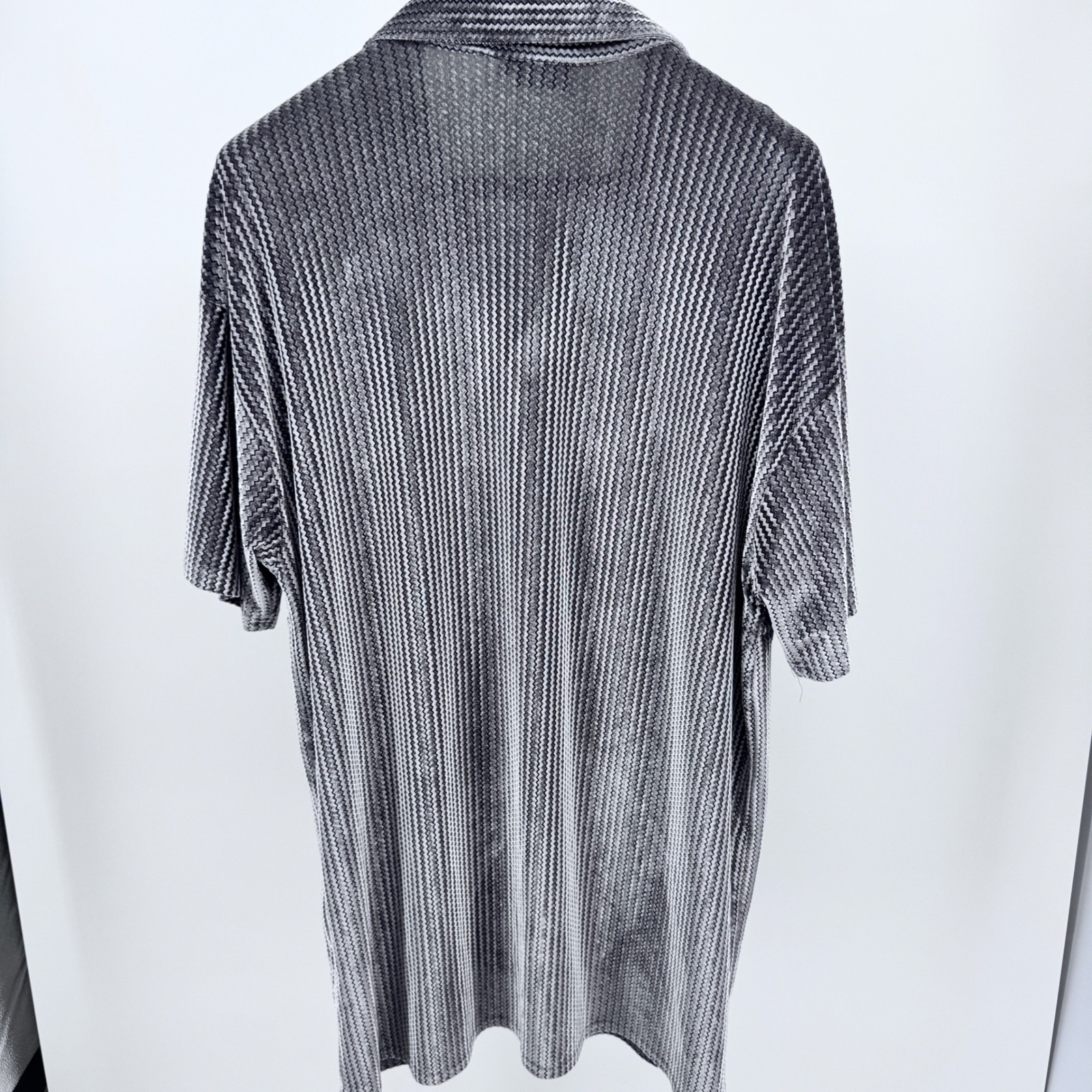 Vtg Positano Mens Iridescent Velvet Geometric Button Up Shirt Made In Usa 4xl — image 2 of 8